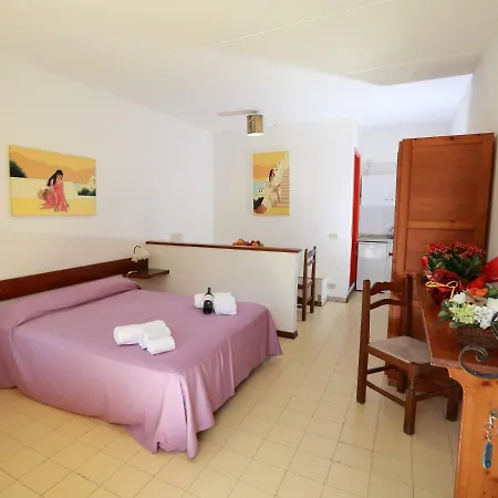 La Tonnara Apartment *