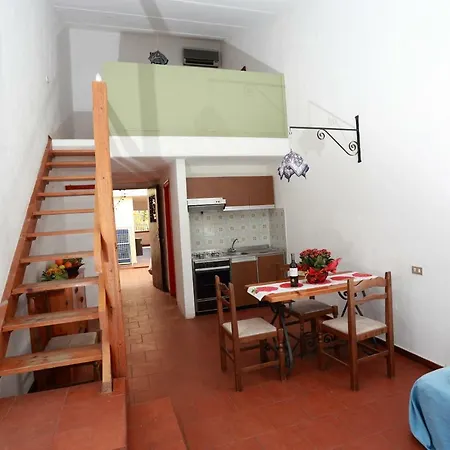 Apartment La Tonnara